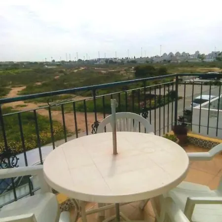 Apartament 2 Bedrooms Appartement With Shared Pool And Terrace At Torrevieja *